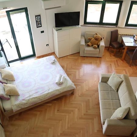 Apartment Emma Pula Dış mekan fotoğraf